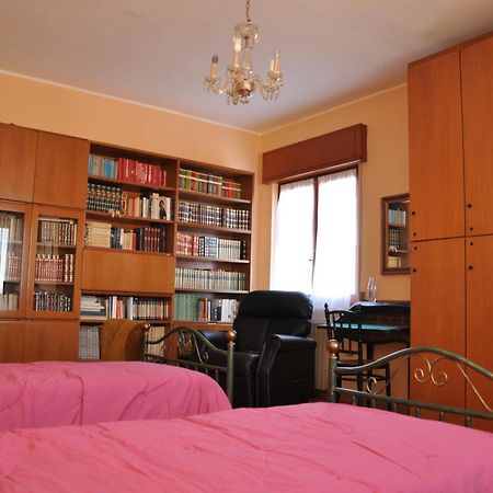 ريندي Giangurgolo B&B الغرفة الصورة